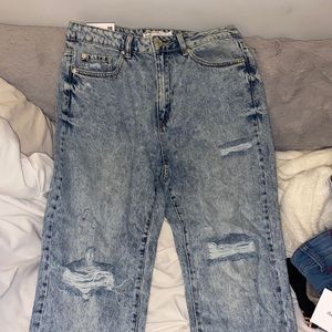 BRAND NEW garage jeans